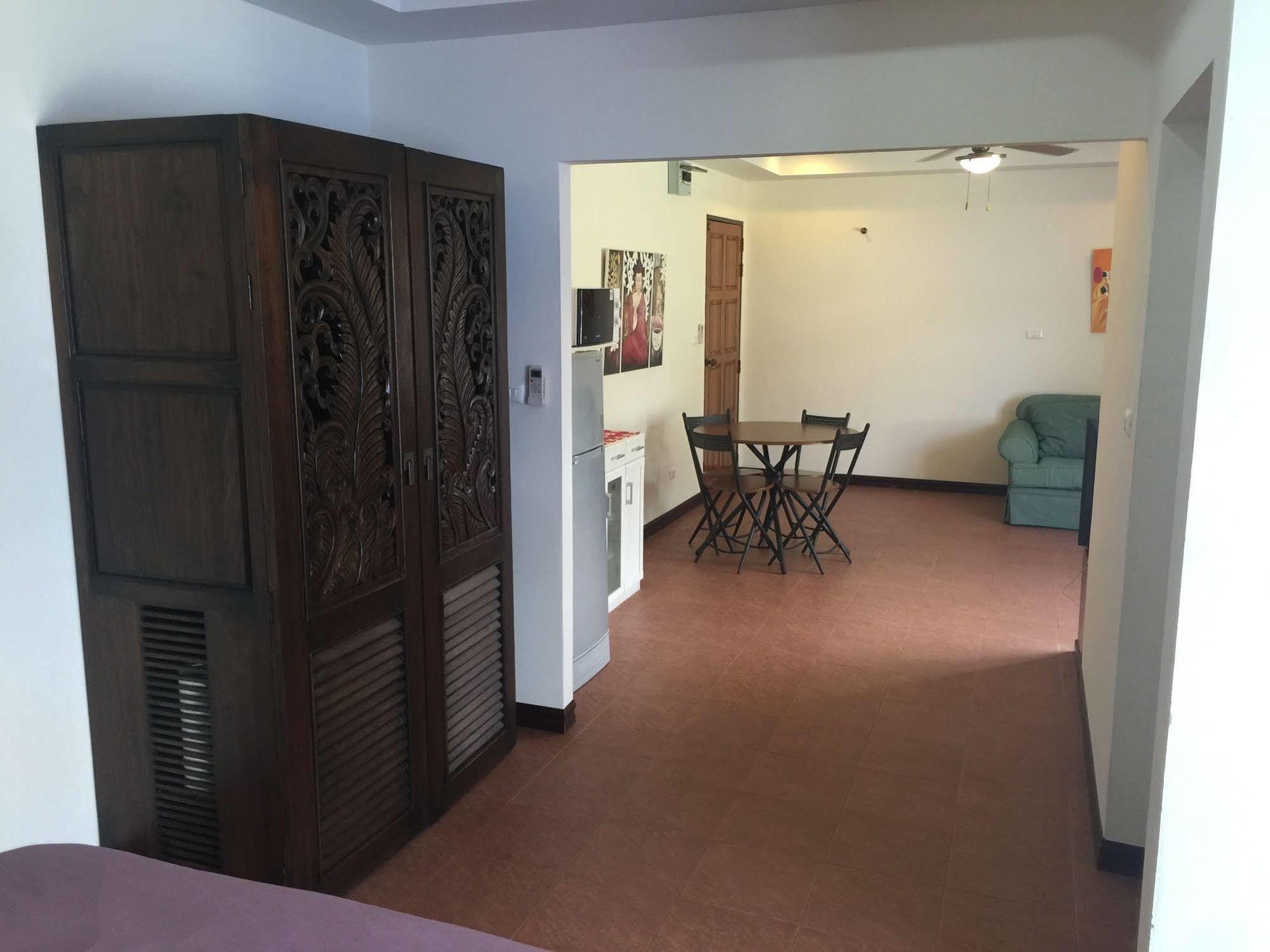 Merlin Plaza Apartments Khaulak Kültér fotó